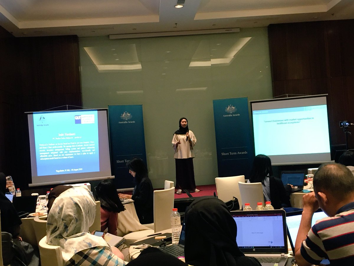 VChristaldi's tweet photo. Another Med Tech startup: #PeriksaID - a cloud based for hospitals, clinics, and home clinics; managing patients’ data, medical records, and billing system. On stage: Indri Hardianti @AustraliaAwards #TechScaleUpID https://t.co/uG8TmExxHN