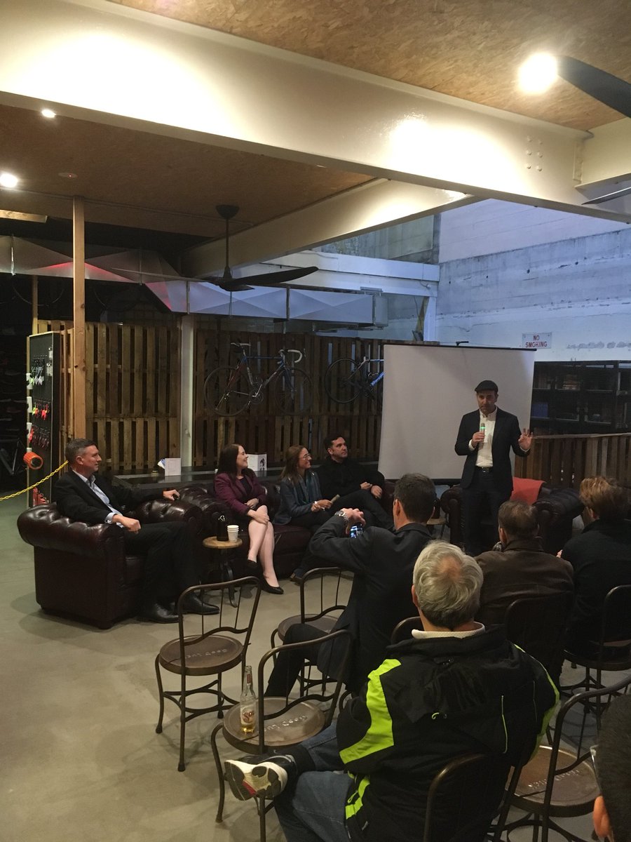 NSydInnovation's tweet image. The whole #heartech ecosystem represented at our event at @workincau!
@DBChairDFAUS from @hearforyouaus, Felicity Wilson for North Shore, @cmee4 from @SoundScoutsGame and @jeunj from @CochlearAsiaPac. 👂

#innovation #startups #tech #northsydney