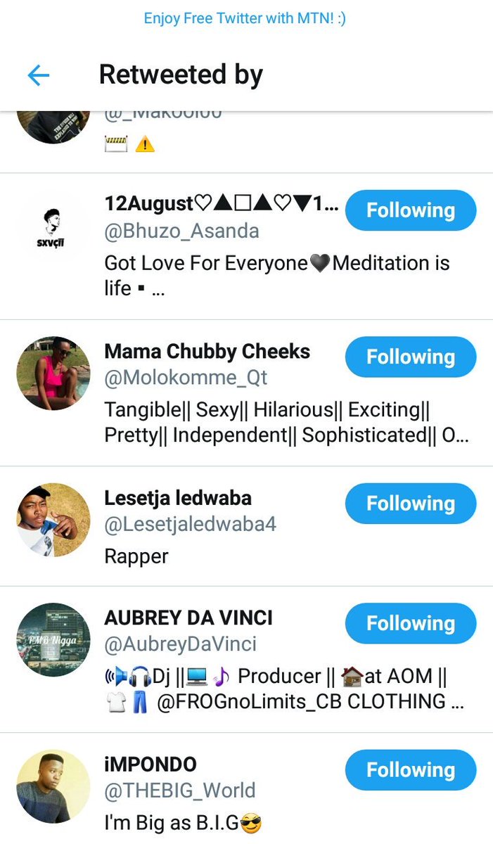 DimphoMouche's tweet photo. I'm following everyone that Retweets @SlaViiT_Tso's pinned tweet today😊💛. https://t.co/IqD1dR9YBu