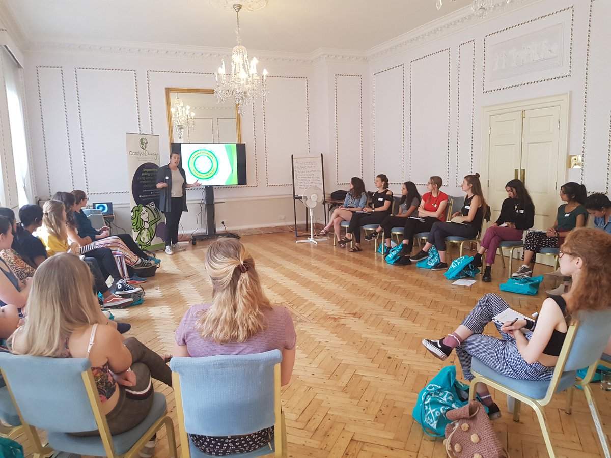 CatalyseCh's tweet photo. Great start to #Catalystbootcamp18 as an amazing new group of #youngwomen joining us on our journey as #changemakers @jennakholliday @TraciLewis79 #BeTheChange #GreenCareers #SDG https://t.co/oPN8YorvmR
