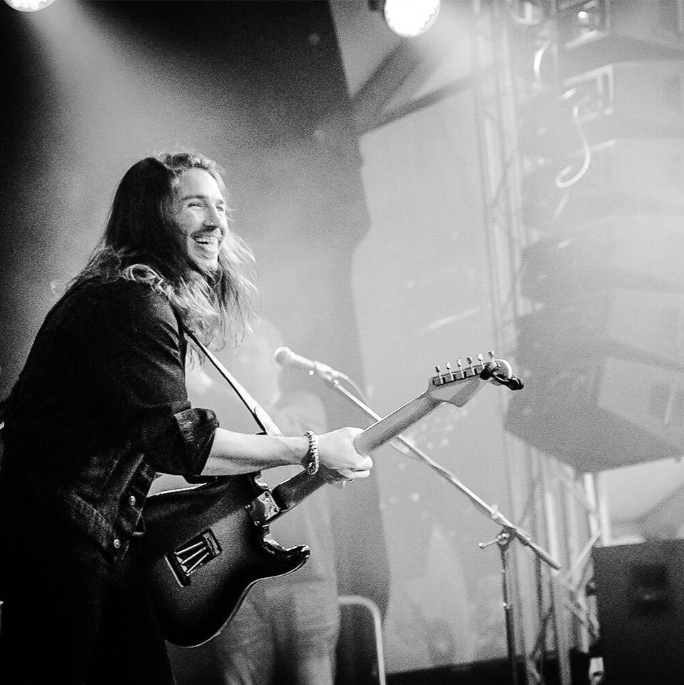 GilOfarim's tweet photo. ... music was my first love !.. 
... es wird wieder gerockt !.. 
2019 kann kommen !... 
🙌🤟 https://t.co/Z7QHMseRrD
