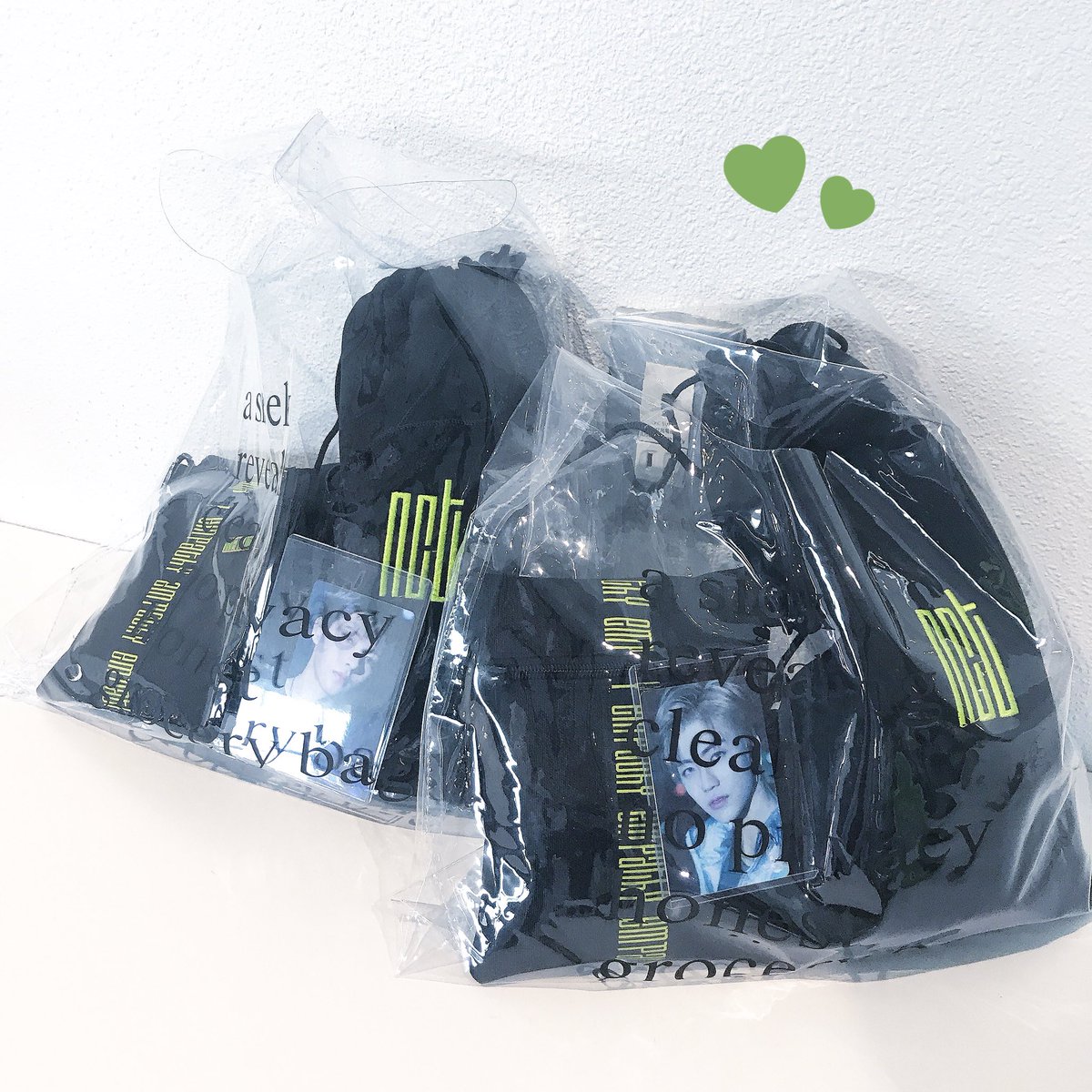 xx___Reika___xx's tweet photo. 🇰🇷 #ILBOL 🇰🇷 × 🌿 pick up 🌿
店頭とオンラインサイトにてSALE中のイルボル〈clear bag〉はトレンドのオールクリアのトートバック🌿付属で2色から選べるポーチ付きですが、あえての透け感を楽しんでも🙆🏻‍♀️✨LIVEの推しアピールにもw
🔗 : https://t.co/zP1enS98Ic #BASEec #韓国ファッション https://t.co/OB6UtyzCHt