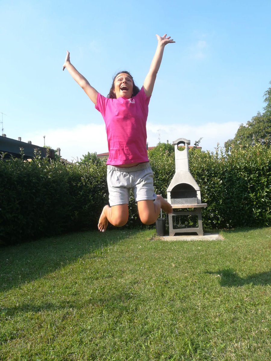 In questa seconda parte dell'intervista a Manuela scopriamo come, grazie a Edo Agenda, gestisce con efficienza attività di volontariato, un secondo lavoro i cui profitti devolve in beneficenza e una famiglia con due bambine dai diversi impegni medium.com/@edo_io/ottimi…