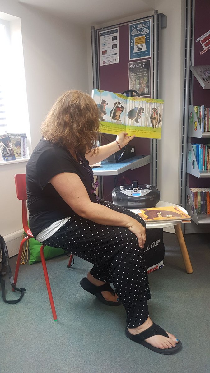 RBWM_Libraries's tweet photo. Join us at #AscotDurningLibrary right now for teddy bear stories and you might get to meet #BookstartBear 🐻 #Storytime #weregoingonabearhunt #Keepthekidsbusy https://t.co/mbnNogM0zT