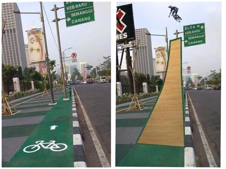 tripleK31's tweet photo. Agak susah kalo zig zag di tengah tiang yg sempit,
mending dilompatin... https://t.co/XPBdR8Q3Sf
