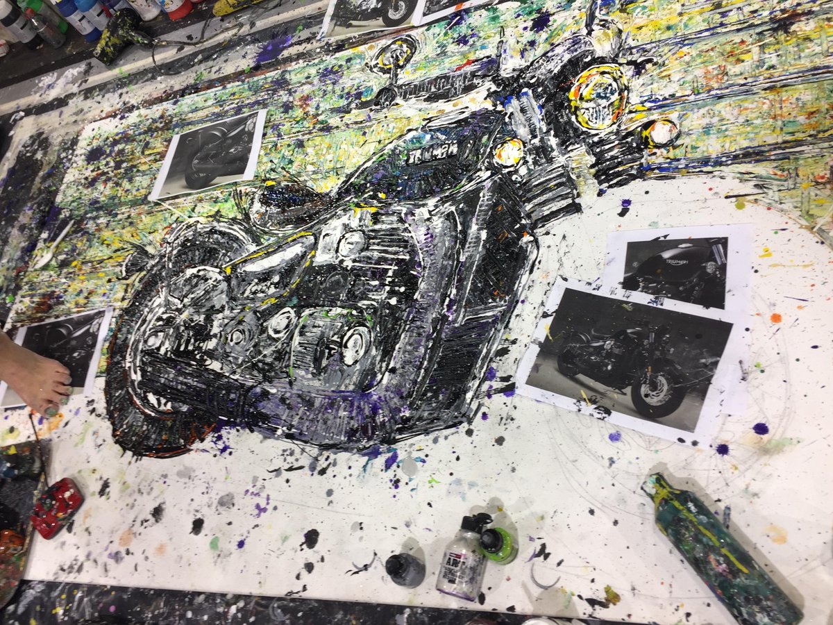 UKTriumph's tweet image. Buy a new Triumph at an authorised Triumph dealer in the UK between 1st June and 30th September 2018 and you will automatically be entered into a prize draw to win this completely unique Bobber Black painting, created by PopBangColour.

Find out more - fal.cn/VKyN