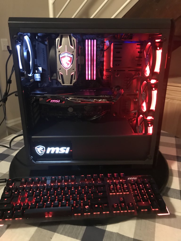 super2bits's tweet photo. Today we pushed this MSi @msitweets build to its limits and we were not disappointed! It’s as powerful as it is sexy! @MSITweetsZA @msiUSA #msi #msib450 https://t.co/J7OoW5o1Wr
