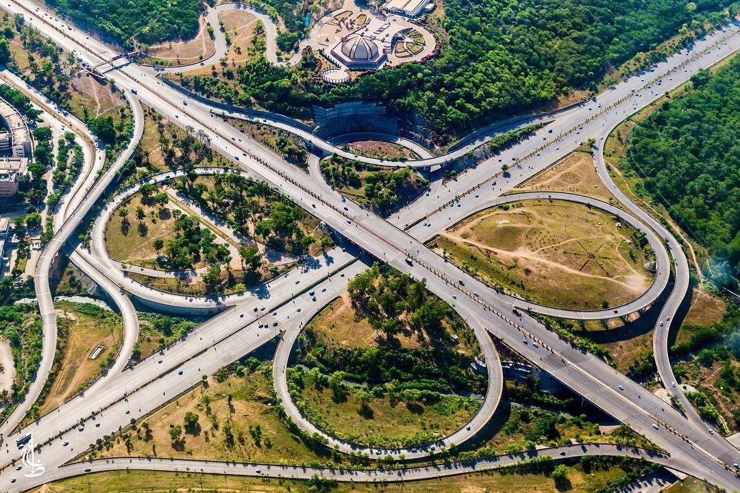 Amazing_pk's tweet photo. Stunning Aerial View of Zero Point, Islamabad
Cr: MAK (Aviator)
#BeautifulPakistan https://t.co/8WlYMx5qkO