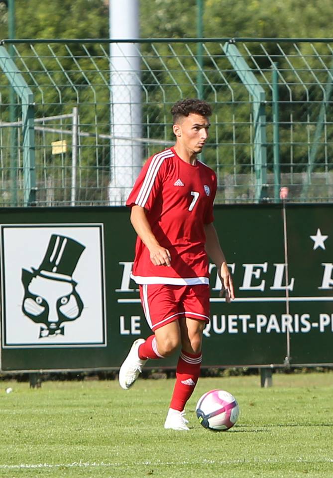 UNFP's tweet photo. 💪 On souhaite le meilleur à @DikamonaClevid, @samuel_guibert et @Romaain_J qui ont quitté le groupe pour de nouvelles aventures (les destinations seront annoncées quand les signatures seront officelles) #teamUNFP https://t.co/4BsIXiXtGL