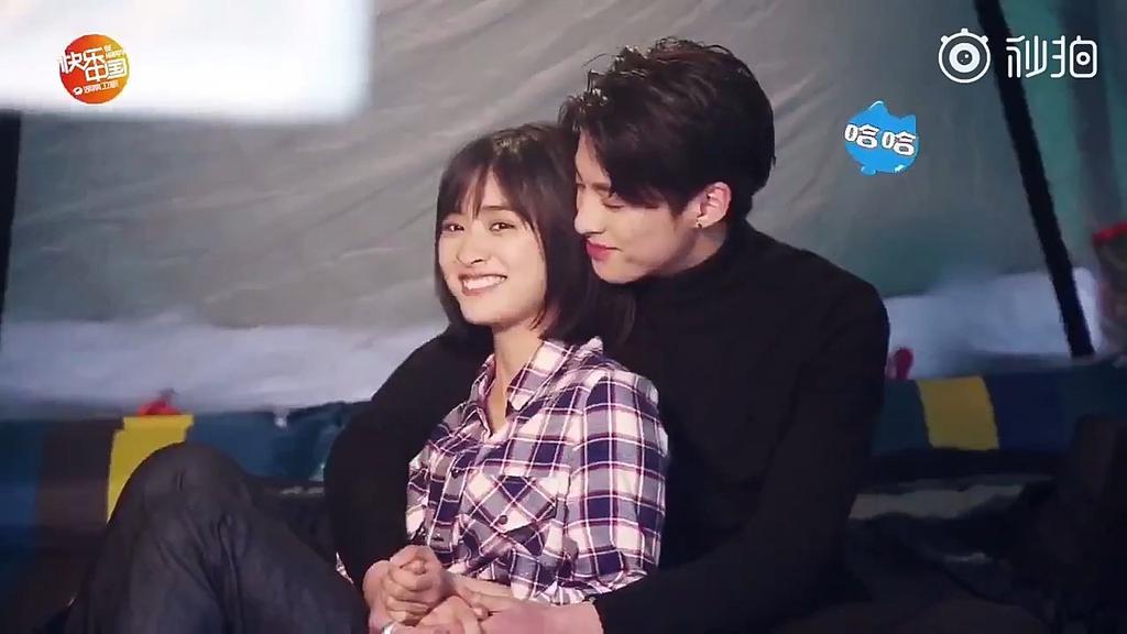 RealChrisBower's tweet photo. I love hugging you from behind and feeling you close to me. 💞

#王鹤棣 #DylanWang #沈月
#ShenYue #MeteorGarden2018
#MeteorGardenOnABSCBN https://t.co/Wk64pl4Hqc