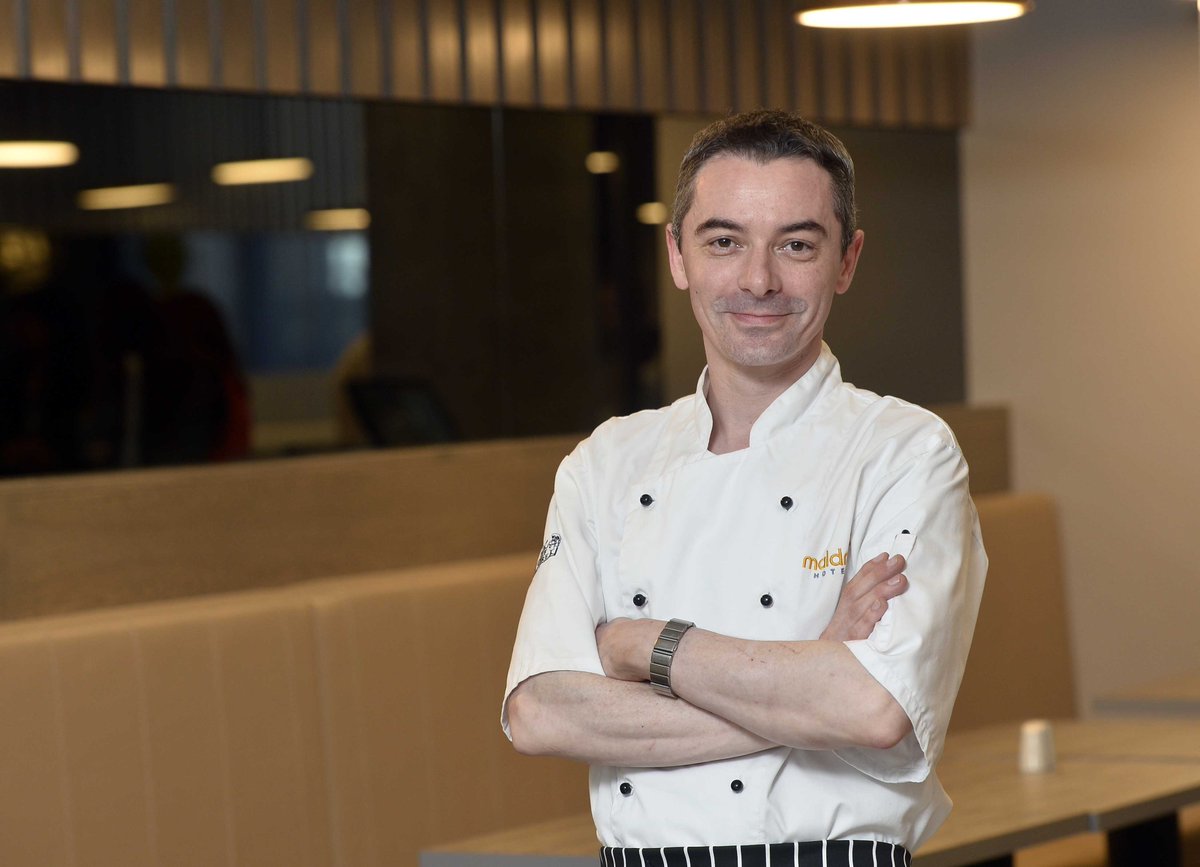 MaldronBelfast's tweet photo. π Meet The Maldron Team π
Say hello to our Head Chef Adam Curley!
Adam is from Belfast and has worked with the Dalata Hotel Group since August 2017 π
Did you know.... Adam can speak 3 languages- English, Irish and French! π²
#MeetTheTeam #MaldronBelfastCity #MakeItMaldron https://t.co/QEJp8r0XrQ