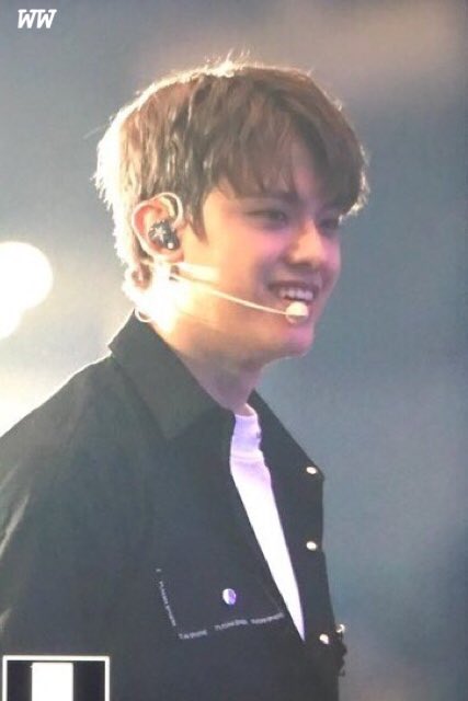 sunghyun960316's tweet photo. 180801 KMF 프리뷰

#성현 #김성현 #IN2IT #인투잇 https://t.co/C57EWMGiRG