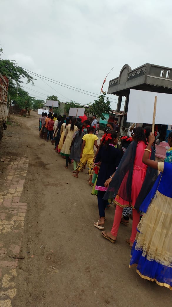 swachhtapi's tweet photo. નિઝર તાલુકા ખાતે સ્વચ્છ સર્વેક્ષણ(ગ્રા)-2018 હેઠળ સ્વચ્છતા રેલીનુ આયોજન
#collectortapi #SwachhBharat @SBMR_Gujarat #huchhuswachh
#SSG2018 #હુંછુંસ્વચ્છ #ddotapi #tdotapi #tapian #dolvan #tapi
#swachhsarvekshan2018 #nizar #valod #sonagadh #vyara https://t.co/01iKO2CovQ