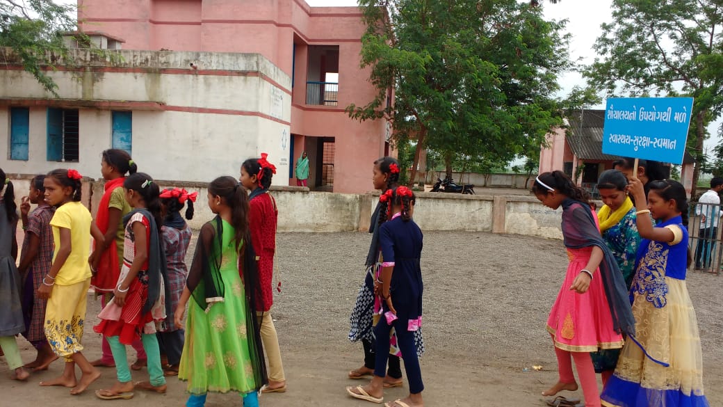 swachhtapi's tweet photo. નિઝર તાલુકા ખાતે સ્વચ્છ સર્વેક્ષણ(ગ્રા)-2018 હેઠળ સ્વચ્છતા રેલીનુ આયોજન
#collectortapi #SwachhBharat @SBMR_Gujarat #huchhuswachh
#SSG2018 #હુંછુંસ્વચ્છ #ddotapi #tdotapi #tapian #dolvan #tapi
#swachhsarvekshan2018 #nizar #valod #sonagadh #vyara https://t.co/01iKO2CovQ