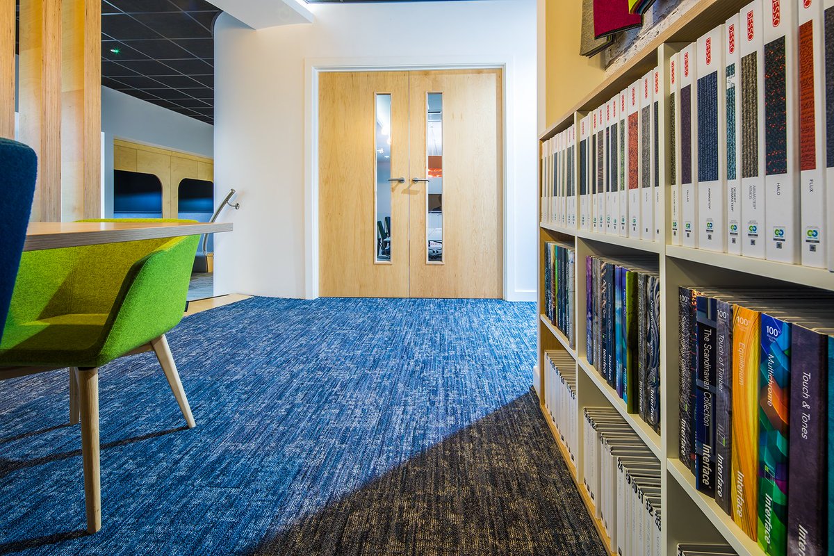 Desso_UK's tweet image. A winning combination of Traverse, Edges, Jeans and Desso&amp;amp;Ex Concrete carpet tiles gave @DaleOffices this stunning and creative new office look - let us know what you think! #officedesign #flooring