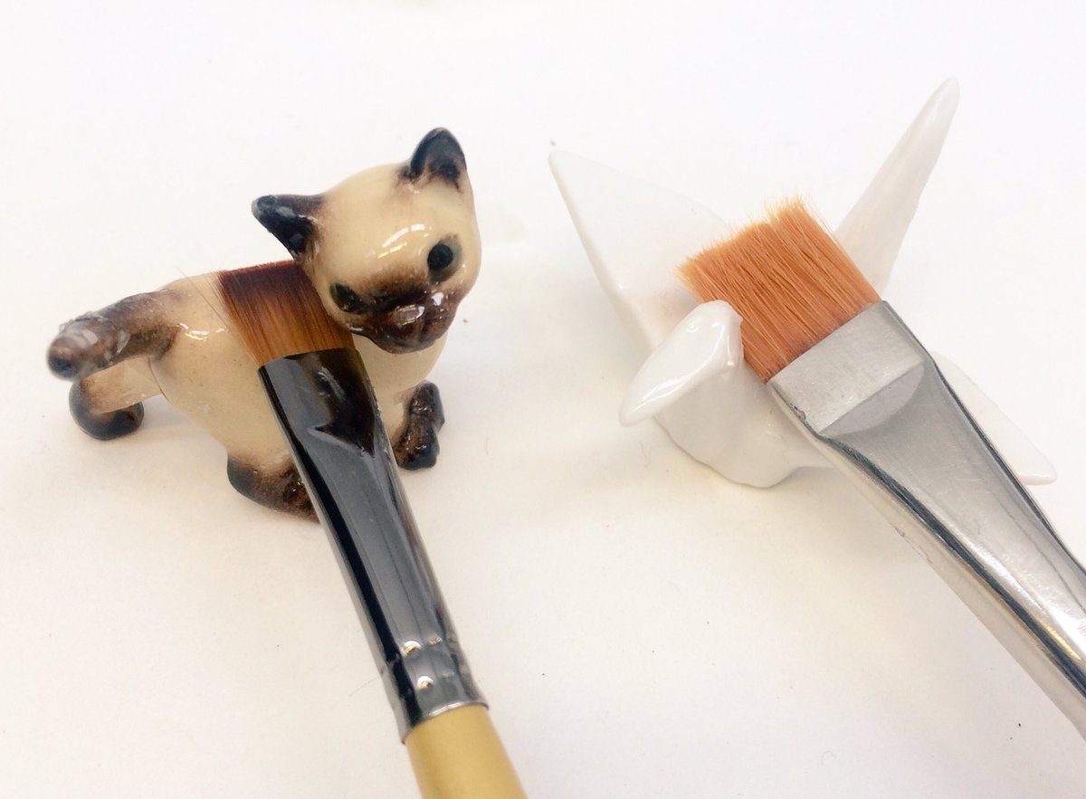 japollard86's tweet image. We're always really busy in the digitisation department so I do appreciate a helping hand.  
#ConservationDiaries #HoldMyToolsPlease #MusTools