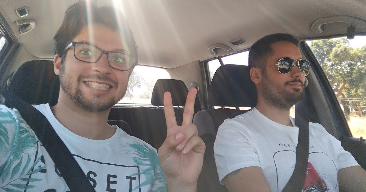 IEEEsbUMA's tweet photo. Los representantes de @IEEEsbUMA hace unos días camino de #SYP2018 en Oporto. Luz divina no incluída en pack del viaje.
#IEEEspeto #r8SYP @ramashispania https://t.co/fgriRiacjH