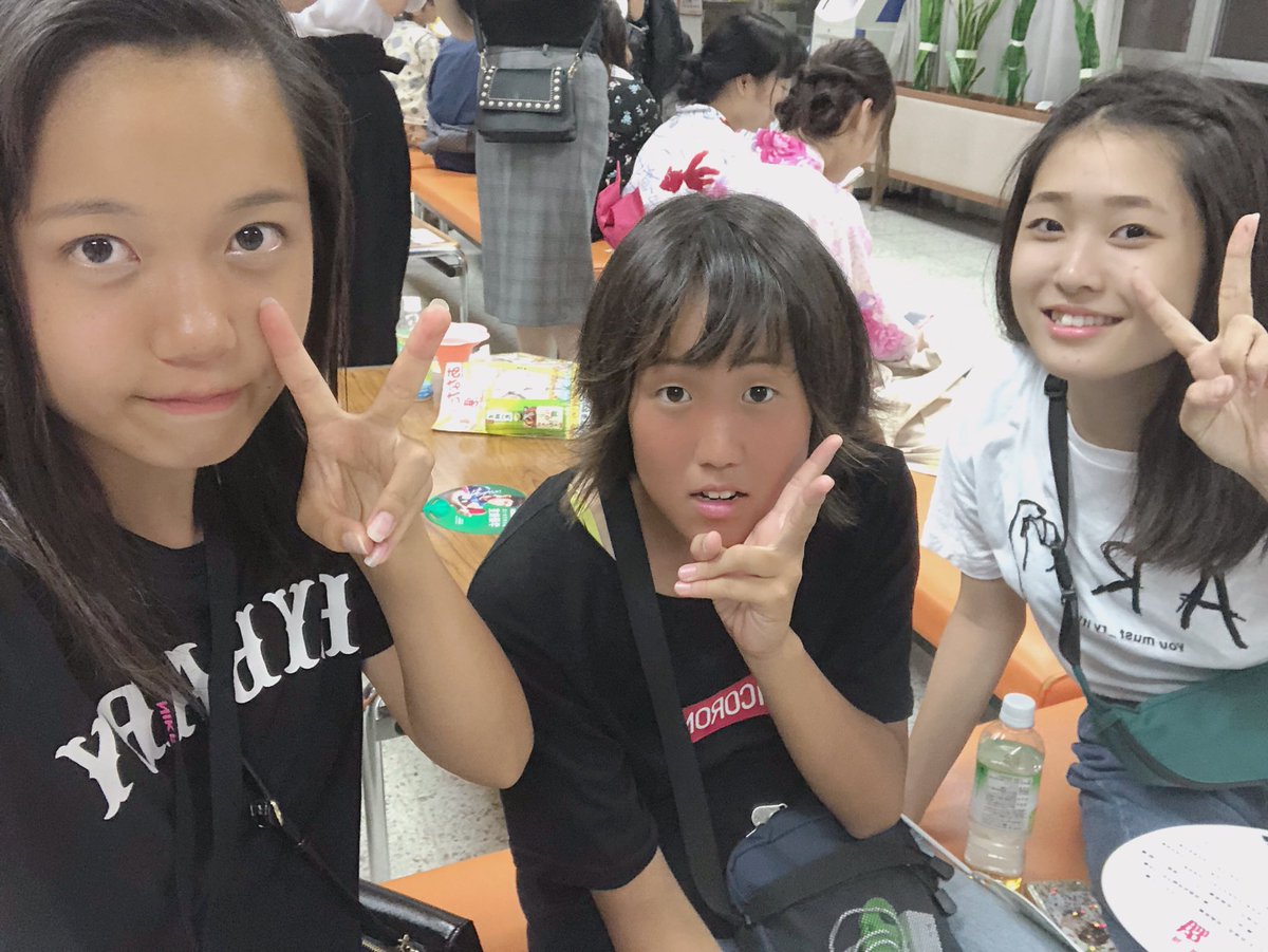 SoraneSTORY's tweet photo. 07.31 大魚夜市🎆

この3人みんなおくちがトマラナイ🗣🗣🗣

楽しかったありがとう！！🤩🖤 https://t.co/Ms3iIIHHDH