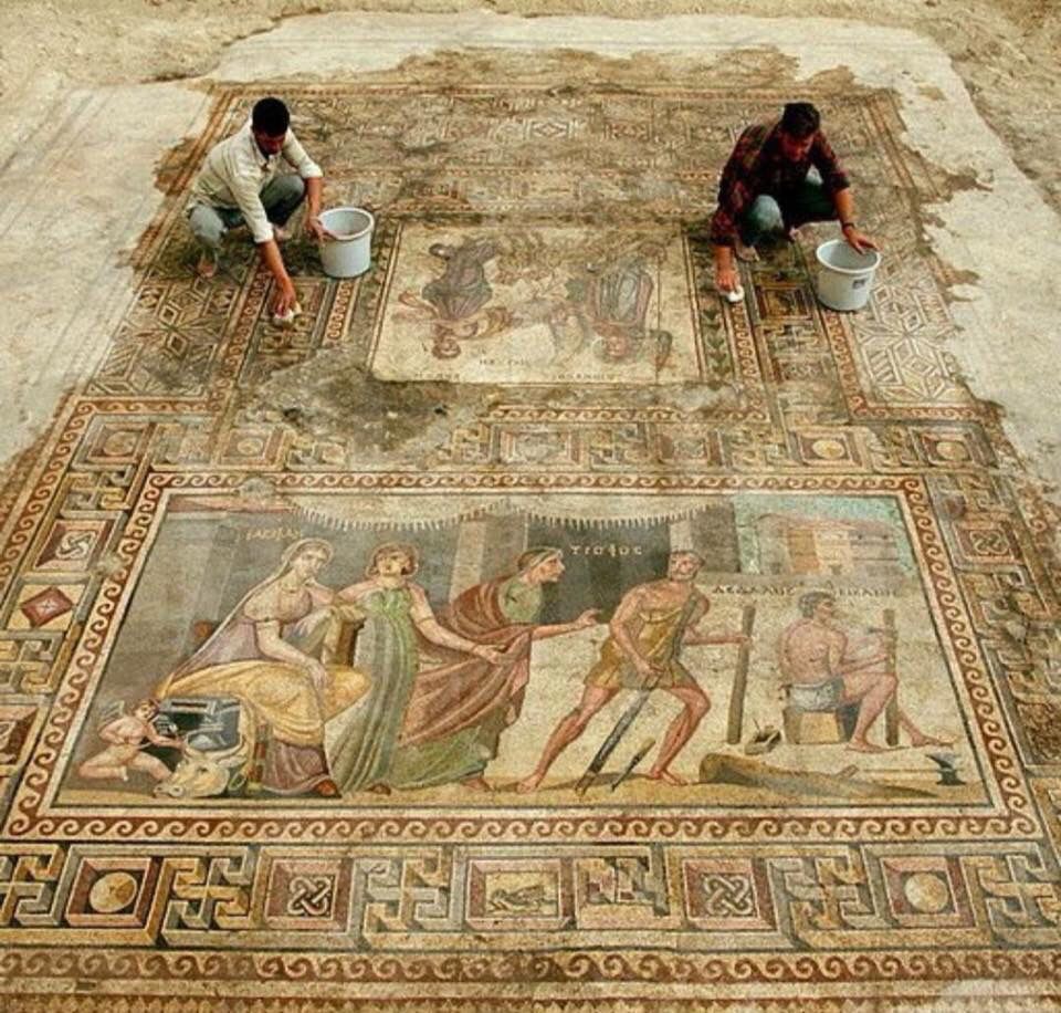 CARAA_Center's tweet image. Mosaic of Daedalus &amp;amp; Icarus - Anatolia, Turkey