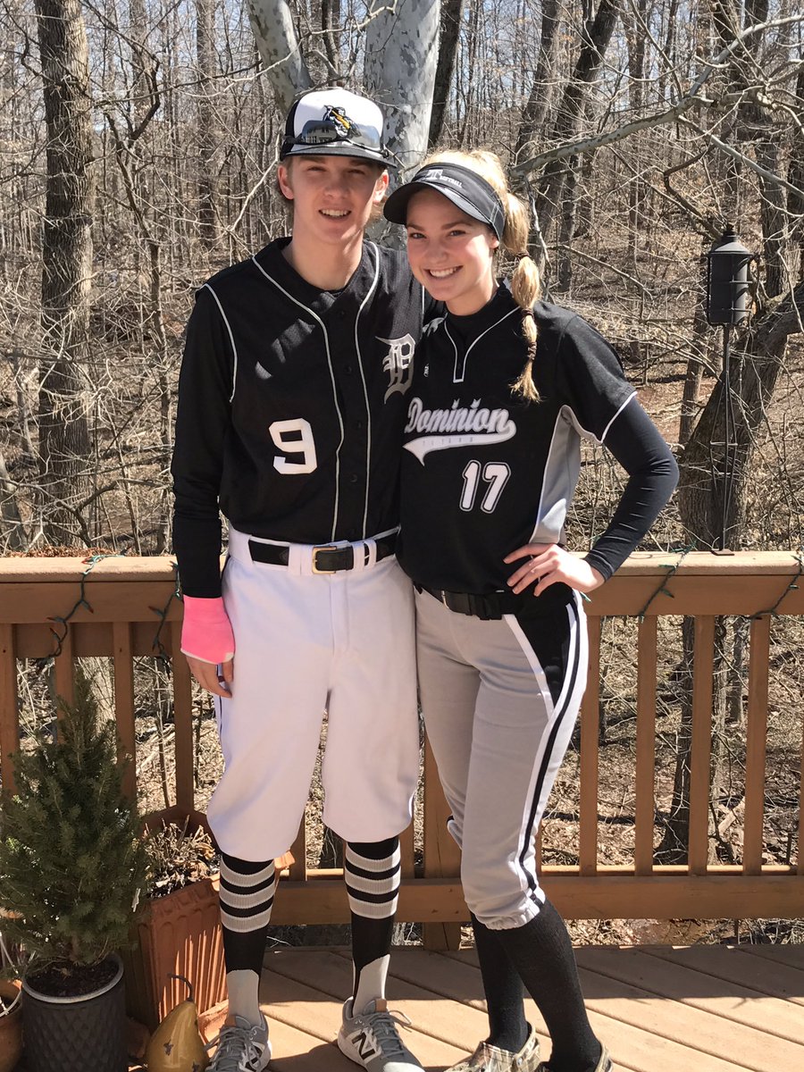 DomHighBaseball's tweet image. Want to take time to wish a member of our family a happy birthday! Enjoy your day @cole_hepler! #dombats #birthday #senioryear #gettingolder