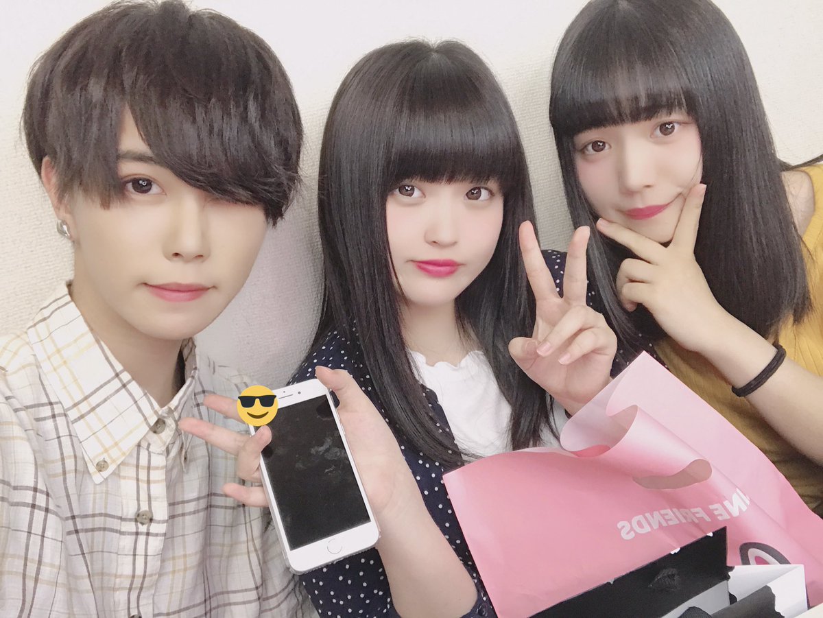 PKA_123's tweet photo. 遅く���りましたがYouTubeの
チャンネル登録者数160.000人
突破いたしました〜！🎉💗
本当にありがとうございます😂🎐

そして本日8/1よりPKAchannelの
毎日投稿がスタートしました！🍉
この夏はたくさん暴れて毎日楽しい
動画をお届けするので、みなさんの
夏休み、1日数分をPKAにくださいね💗 https://t.co/jFDTf5L4Jj