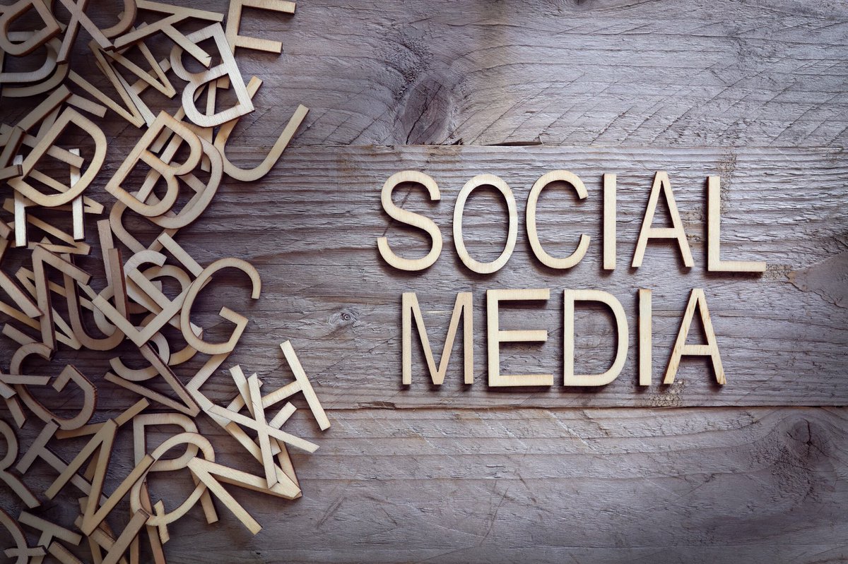 SitesMakers's tweet photo. Social media management needs a singular voice; every part of a social media campaign should be following the same kind of tone. From bubbly and informal to professional and courteous, we can help to find the perfect branding language and then run your social media accounts. https://t.co/wzc49cu5qy