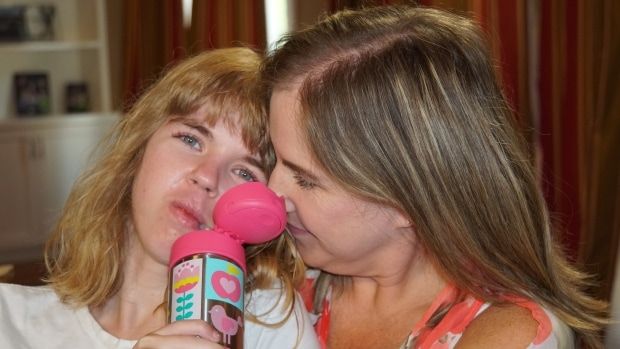 'It's life changing': Mom credits new cannabis oil study with helping daughter's epilepsy bit.ly/2Oxxowx