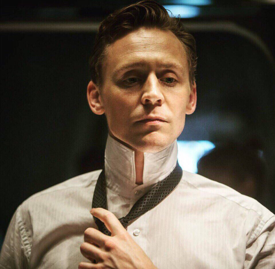 NiaJongSuk's tweet photo. #TomHiddlestonYouAreTheBest @twhiddleston #loveYou #TomHiddleston #fans #actor #best #ThankYou #YouAreTheBest #TomTheBest #RussianFan https://t.co/VxFT4bM5Lv