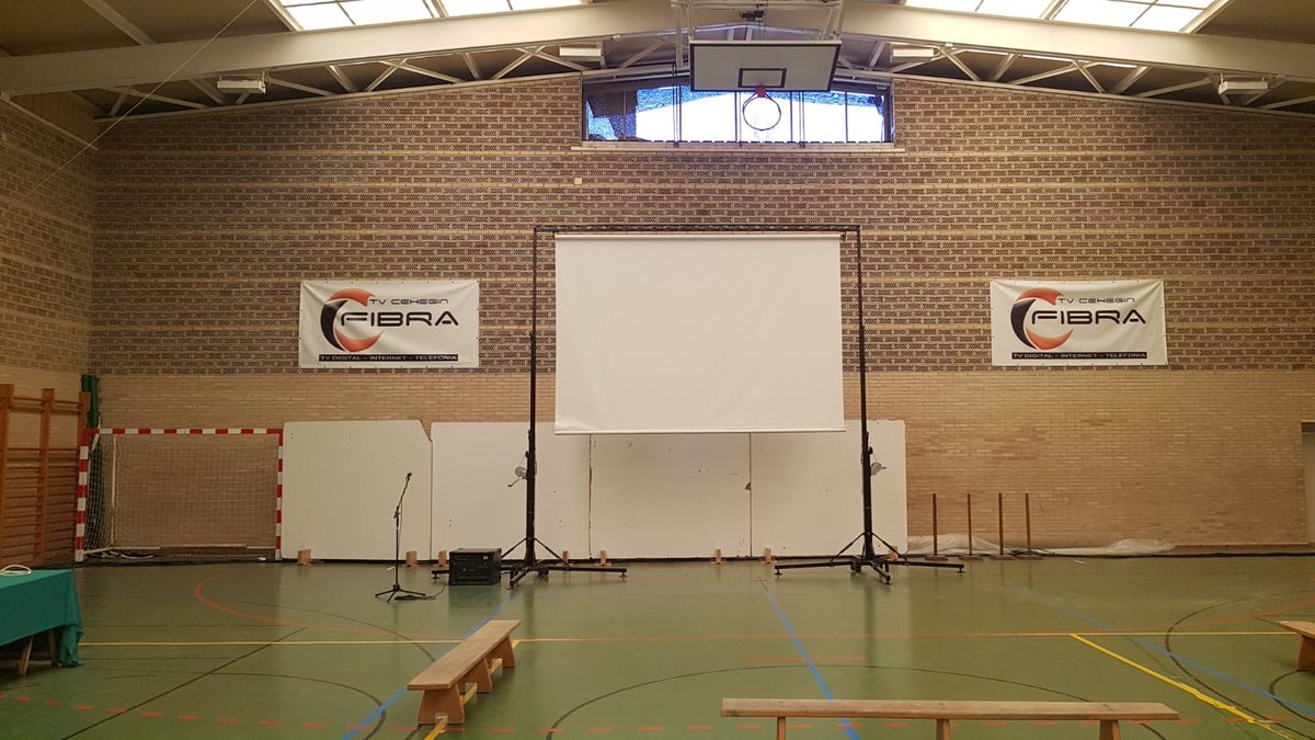 TvCehegin's tweet photo. Todo preparado por nuestra parte para la @begaslanparty en #Cehegín con @TvCehegin @airenetworks @ionmobile_es @yaseSiente https://t.co/8CfW73Gya7