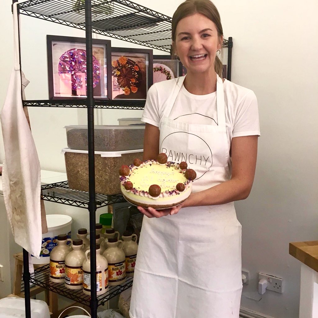 RAWNCHY1's tweet photo. Happy customers😍🎉💕🍰 https://t.co/5Vaxj4H4Un