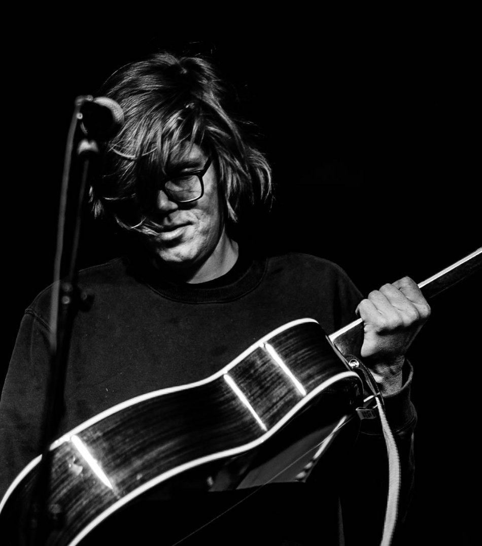 brettdennen's tweet photo. The first week of tour has flown by since the last #LetsUnplug. We did some shows with @jason_mraz , as well as a few headline shows. I found this great pic on Instagram from Simon Vazquez. https://t.co/JdUU0WCMcO