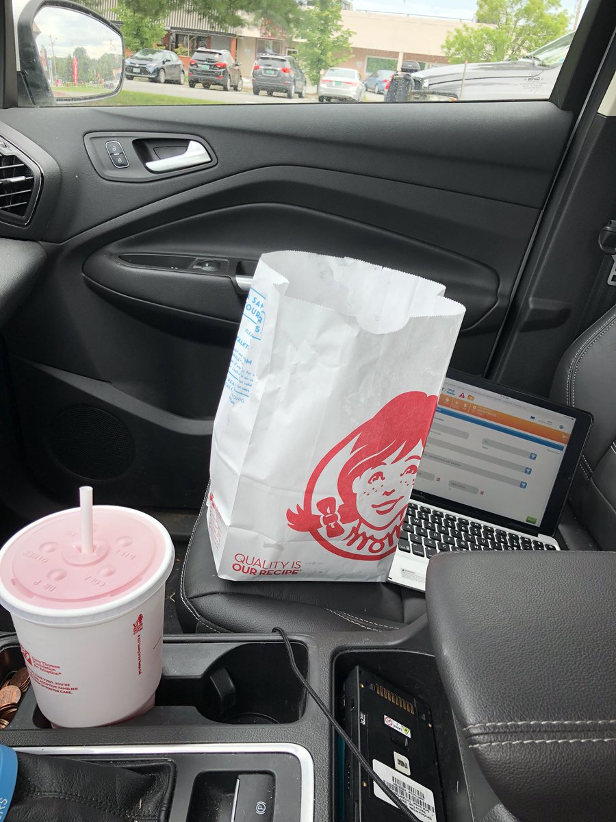 therrien5141's tweet image. Celebrating #IHXBDAY with a nice healthy lunch!