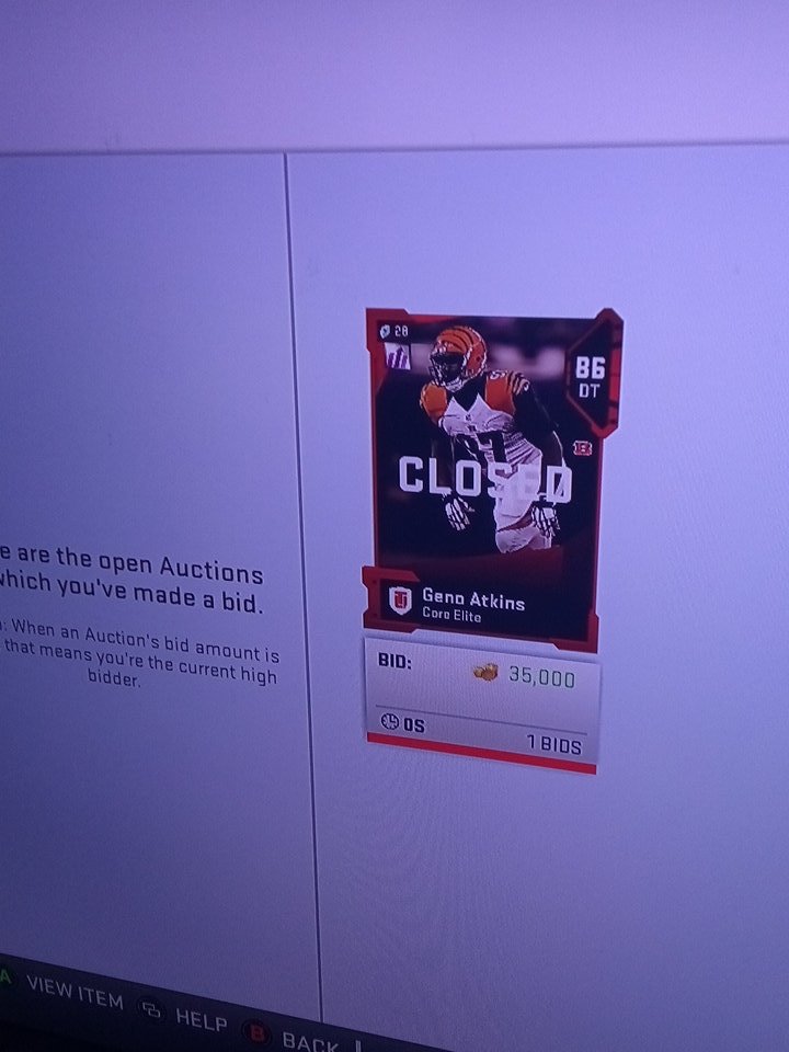 iim_riskyy's tweet photo. First snipe of Madden 19 !!!!! ... 35k coins !!!! #SCOREEE https://t.co/fYfXKohw1S