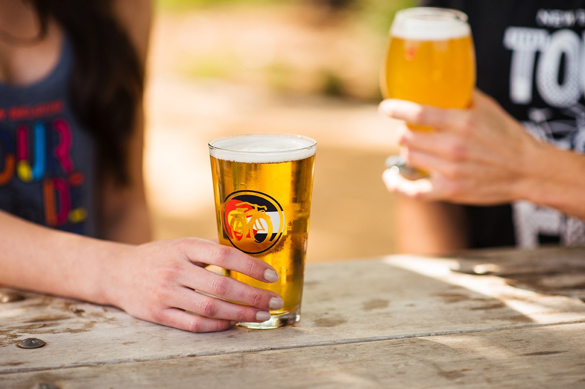 newbelgium's tweet photo. HBD, ColoRADo. You're the best (but don't tell anybody -- it'll be our little secret).
Buy our Colorado Day glass here: https://t.co/Ji8DBRiZa5
#ColoradoDay
#CentennialState
#ColoradoBorn
#ColoRADo https://t.co/1O0TJVpbAA