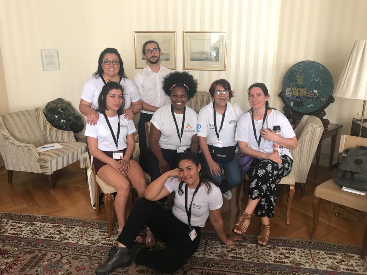 tejiendoredesi's tweet photo. Representantes de Honduras, Uruguay y Bolivia integrantes de REDLAMYC participan en #ForoCATS 2018
#CAUXForum #SaveTogether #MásDerechos #InfanciaSinViolencia https://t.co/BZHWDdnWvN