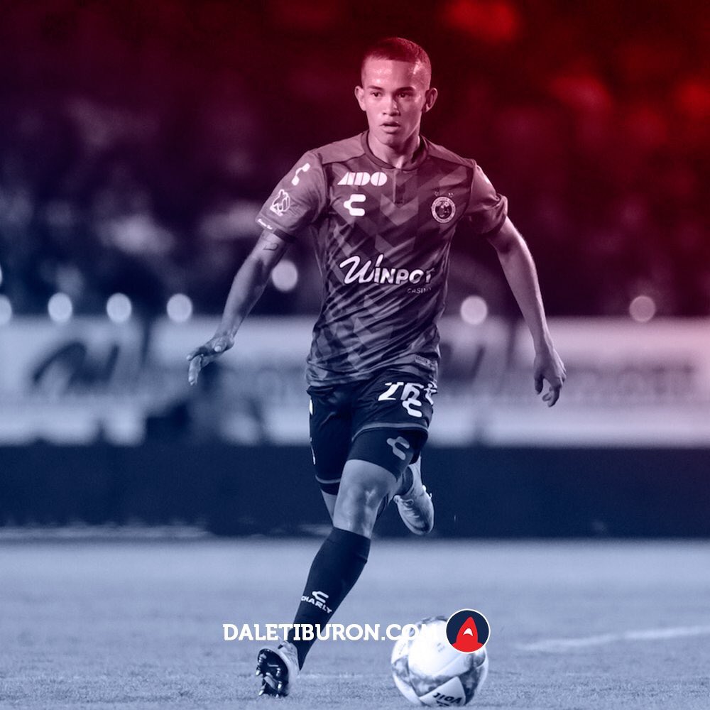 DaleTiburonCom's tweet photo. Aunque sabemos que no es la solución y con pocos minutos en primera división, Ronaldo Prieto demostró que quiere ganarse un lugar, ayer en redes sociales mucha gente lo pedía.

RT si crees que merece iniciar de titular. https://t.co/H74o8aFj9y