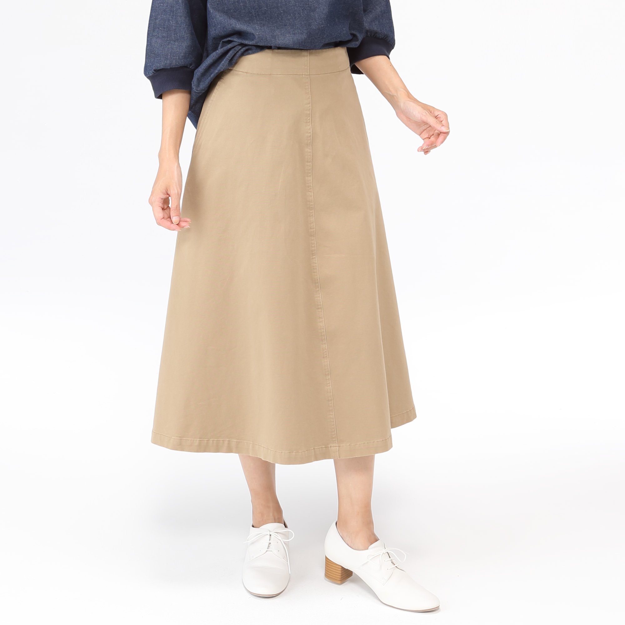 MUJI USA on Twitter: "The organic cotton chino fabric stretches  horizontally and vertically for a more comfortable fit. Get 20% off of  men's and women's Chino Series in stores and online until
