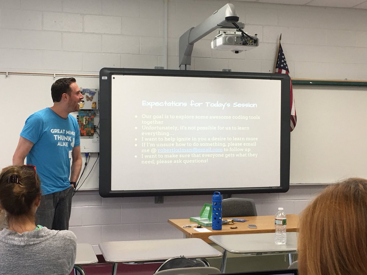 Principal_H's tweet image. Design with Code with @robert_kalman  at #TechSplash2018 @EdTechMaker .@spaul6414 @chrisduane819 @rnjteach @mmatp .@AJBianco .@evanabramson .@NJAET_org .@DynamicDuda338 #wondertwins