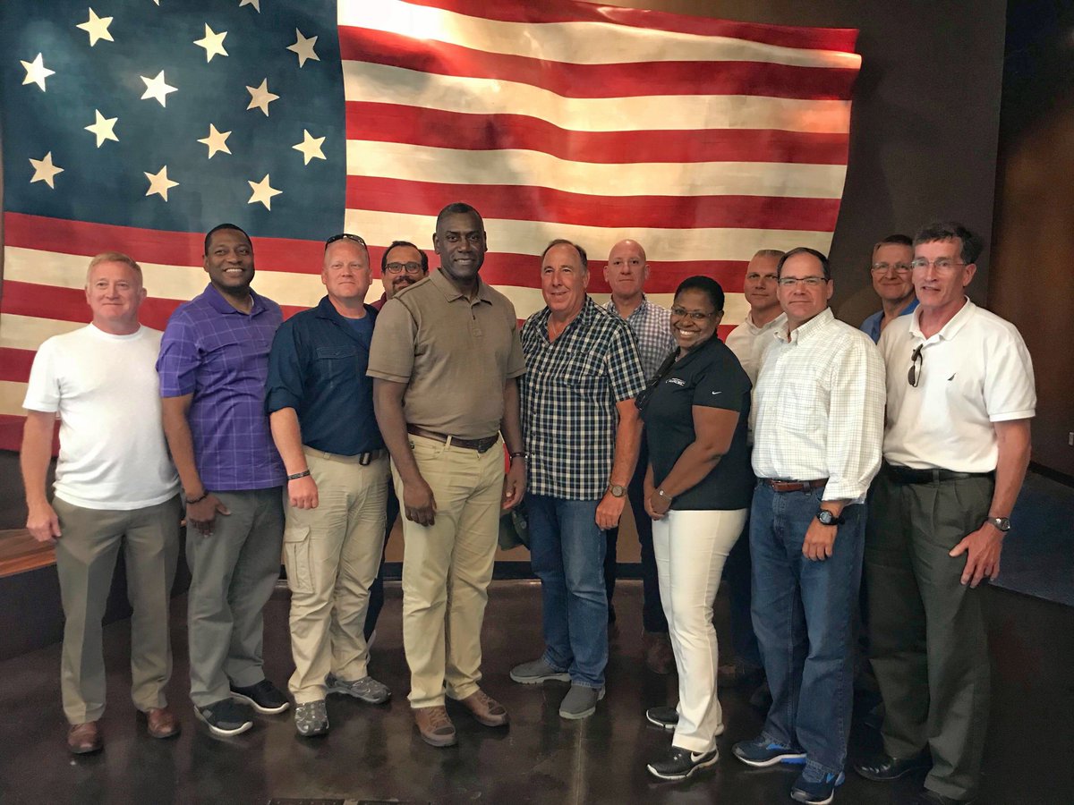usarmy_devcom's tweet image. The RDECOM Board of Directors went on a staff ride to Fort McHenry to learn about the #USArmy&apos;s past in preparation to support the #ArmyFuturesCommand.

#ArmyTech #GoArmy #Hooah!