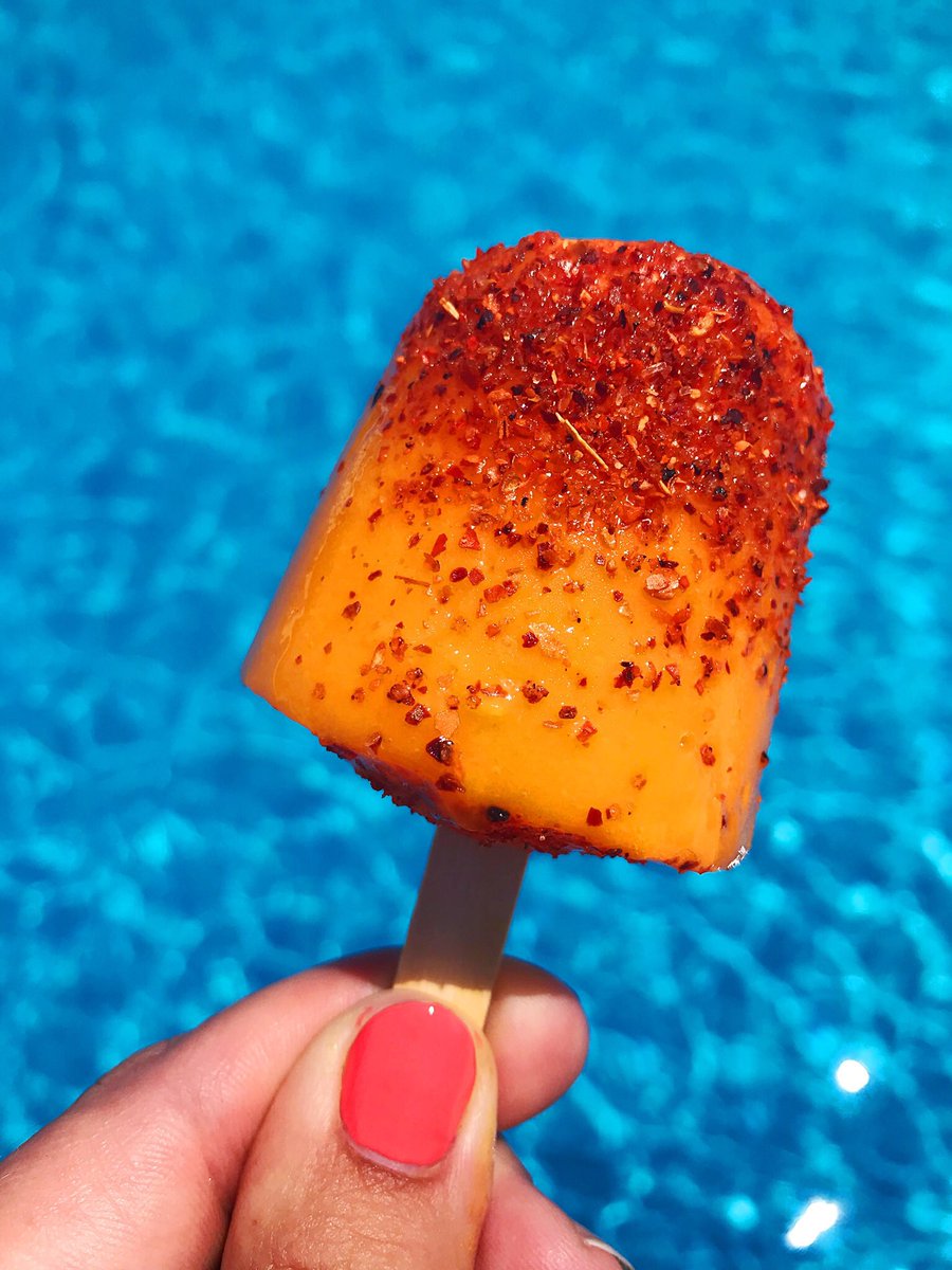 Chili + mango ☄️ paletas!
