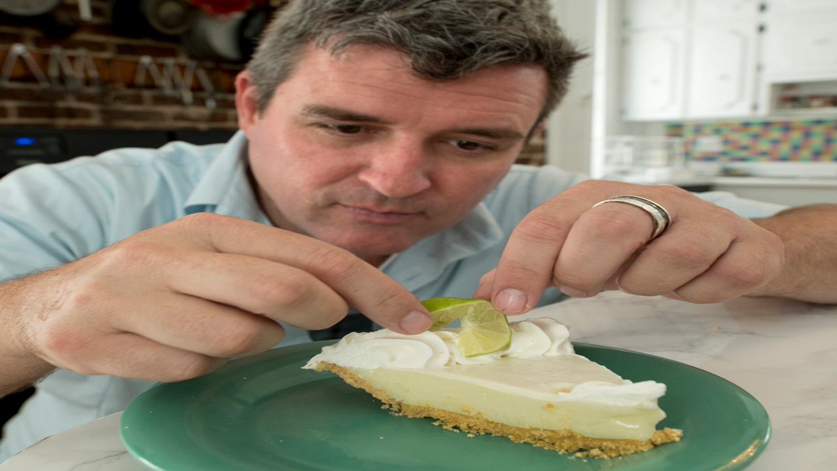 Food experts debate origin of Key lime pie bit.ly/2LPKKFP?utm_so… https://t.co/WfsTxOrqw0