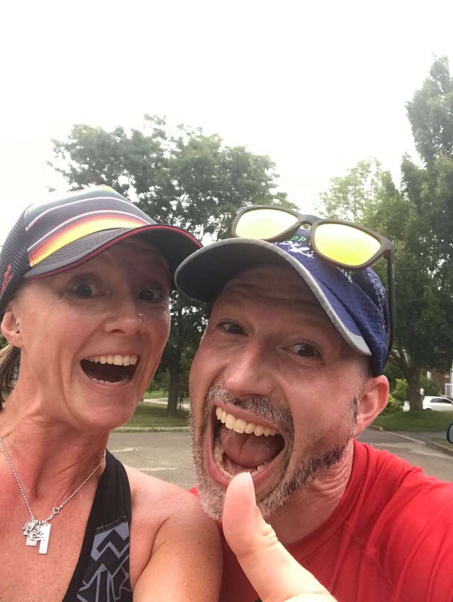 dieselRuns's tweet image. A little speed training run at the edge of daybreak with @ultra_snwleoprd. Been a while and felt just like it should. Getting race ready. #runnerBliss #GoRarebits