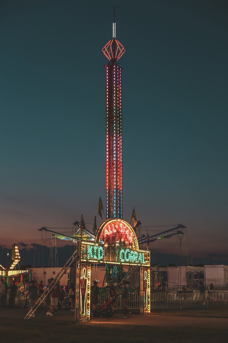 esearer's tweet photo. 🎆🎡🍬 Porter County Fair https://t.co/tVcY0HmQjY