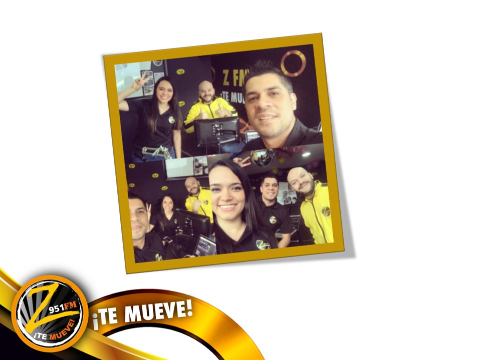 RadioZetaFM's tweet photo. Aquí está la primera parte del #Teamz que #TeMueve 😀🎉😊💪 Estamos con toda la fiesta de los #ZMixes #AniverZario 

¿Cuánto tenés de escucharnos? https://t.co/HBmF3rW6Vg