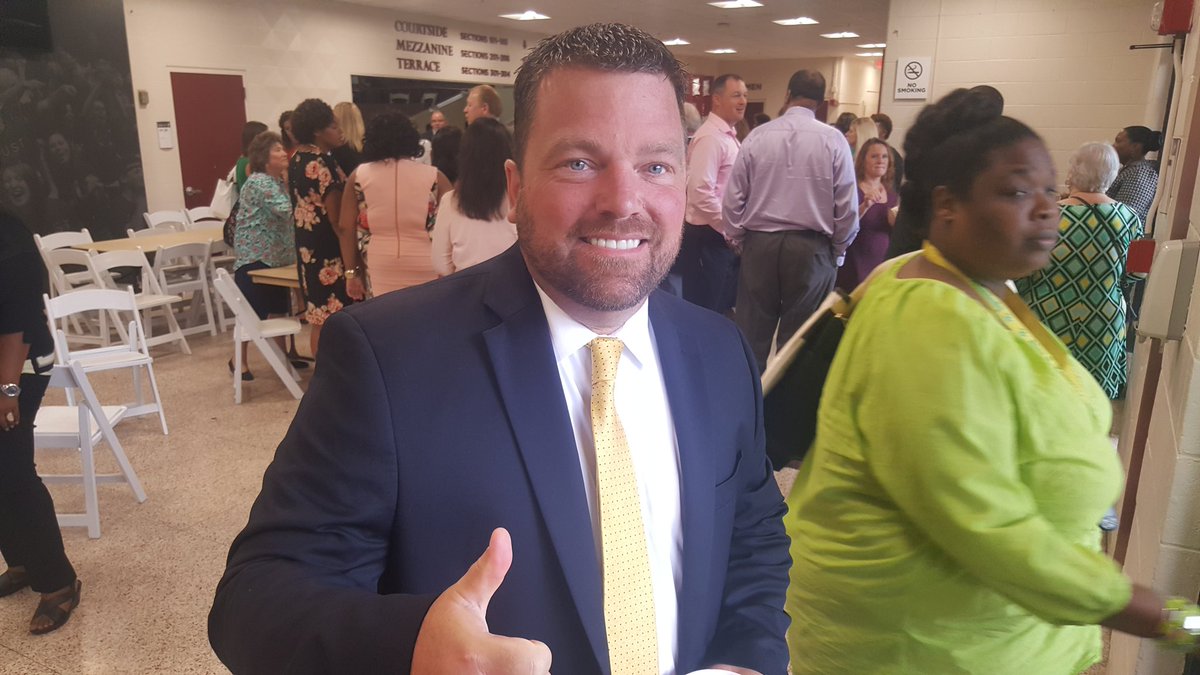 We're ready to roll! Randy Frantz says buses are set for the 1st day of school #WeAreJCPS