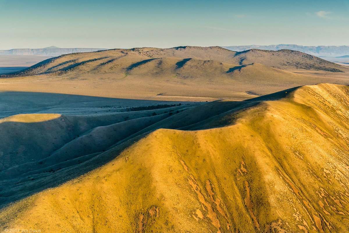 TheOregonDesert's tweet photo. #HowIsItAUGUST https://t.co/RF6ZyEa3Ht