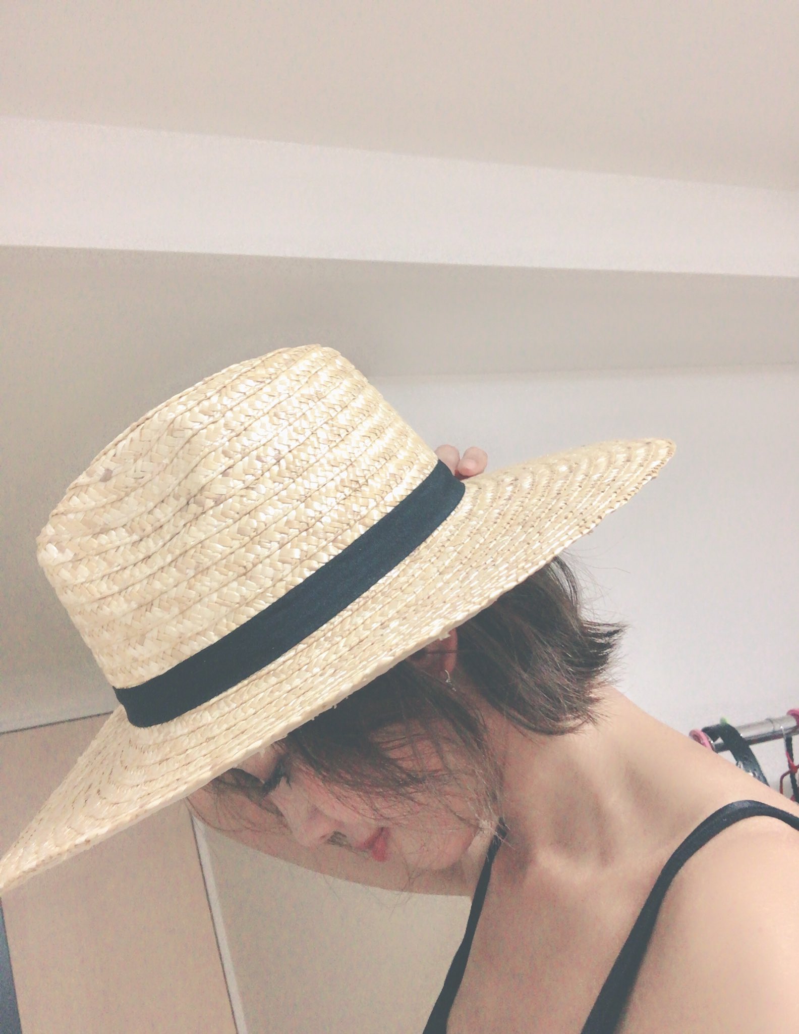きしあき on Twitter: "こんばんは☆ 今日ネットで購入した麦わら帽子が届きました👒 ツバが長くて可愛い💕 今週末使えるかしら😚