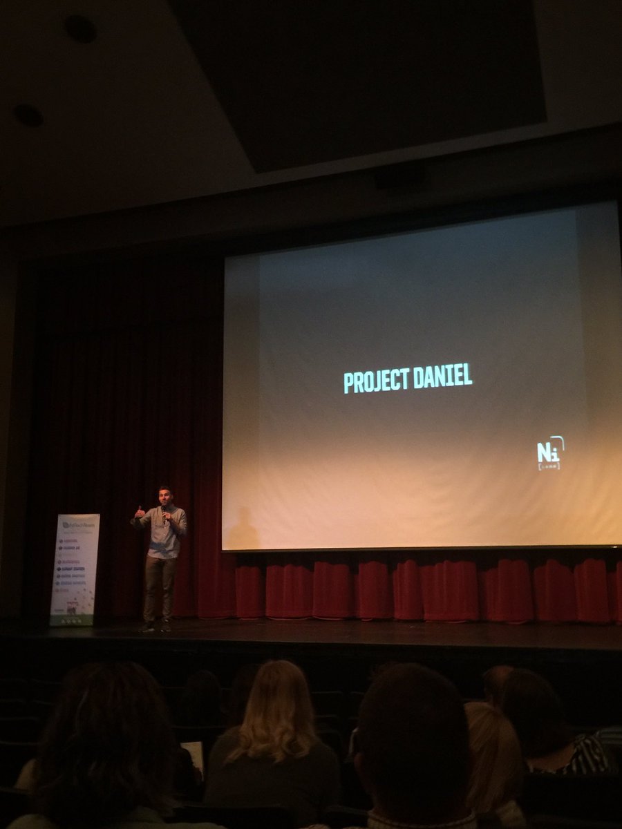 sschroederteach's tweet image. Powerful messages from @trev_mackenzie about the power of leveraging empathy in the classroom #edtechteam #naperthrill #helponehelpmany