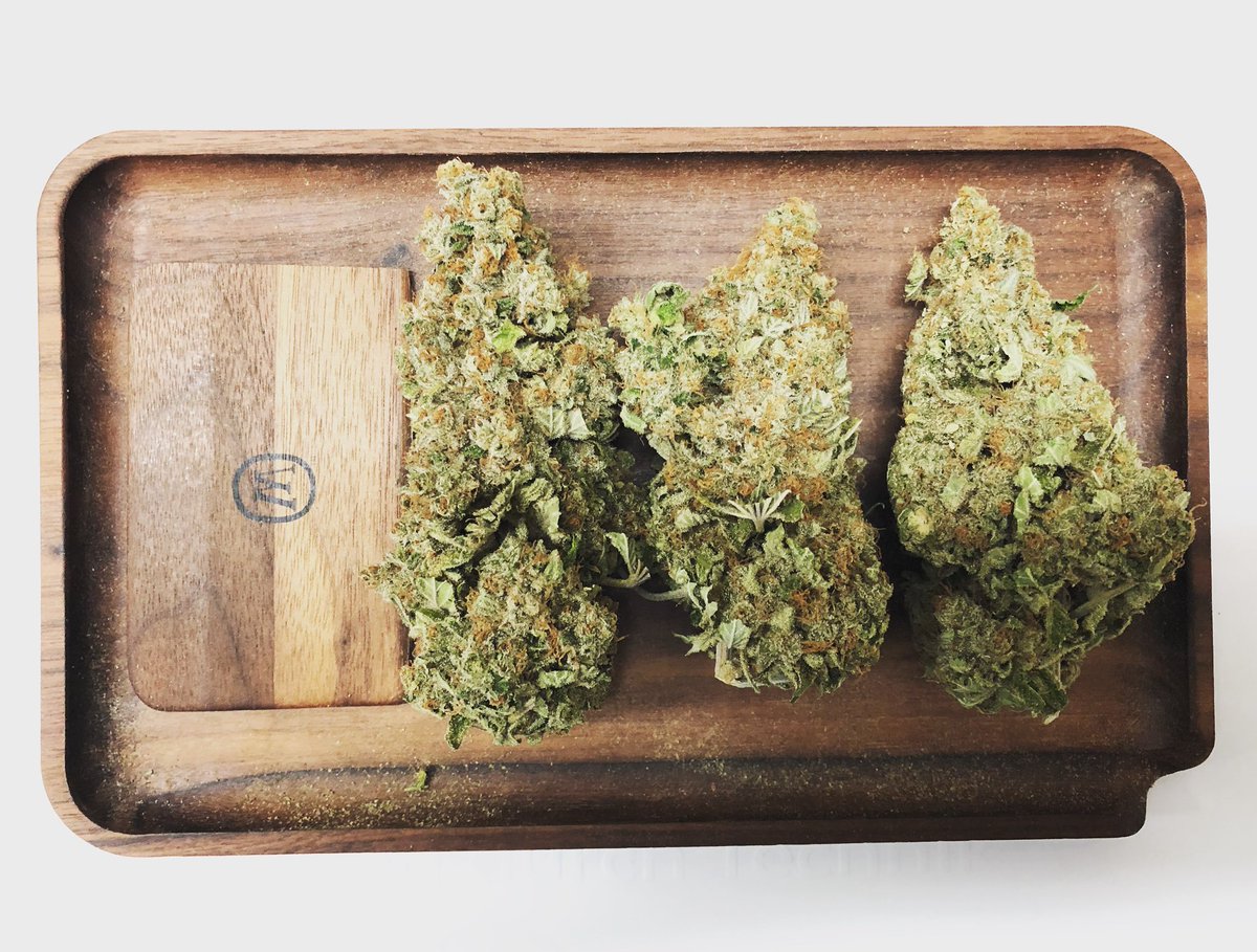 proherbition's tweet photo. Woah that looks appetizing https://t.co/zoVo56PzbG