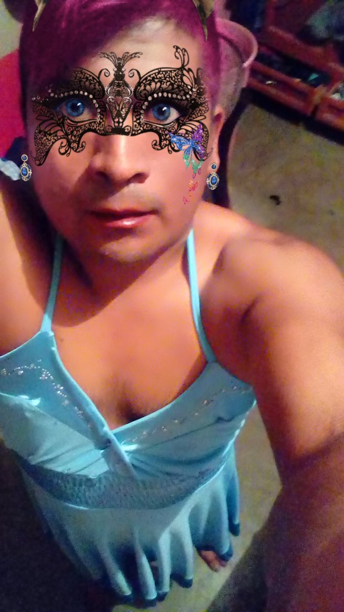 BERTHA54932036's tweet photo. Hola papi dejame saber si te gusto? https://t.co/8Gw0a3giJN